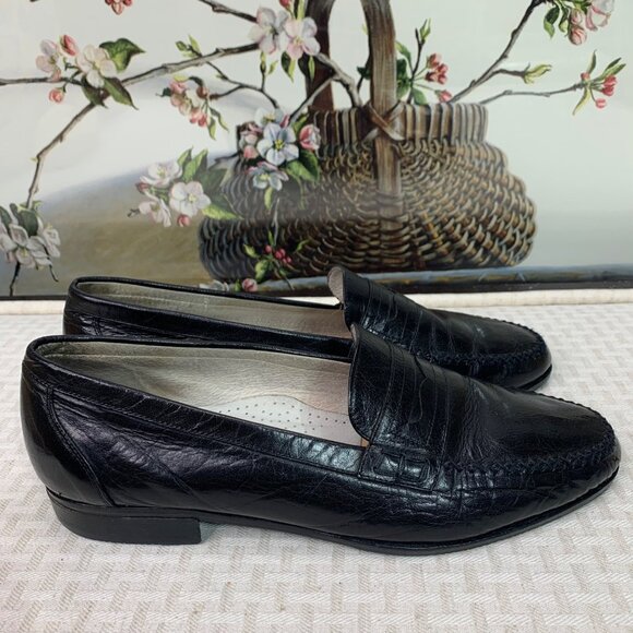 Vintage Ikam Italia Black Leather Mens Loafers Size 10 Timeless Design Detailing - Picture 2 of 8